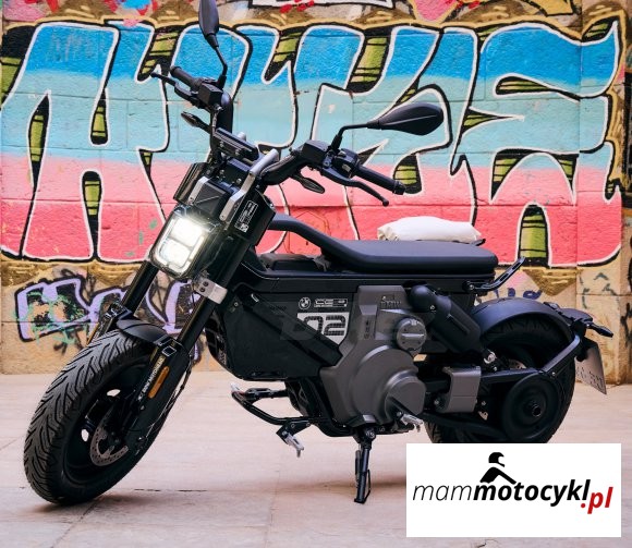 motocykl BMW CE 02 2024 (1)
